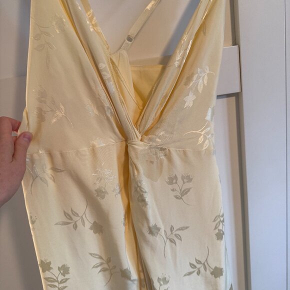 Monsoon Karlie Knot Front Jacquard Dress Yellow, size 6 - Picture 6 of 10